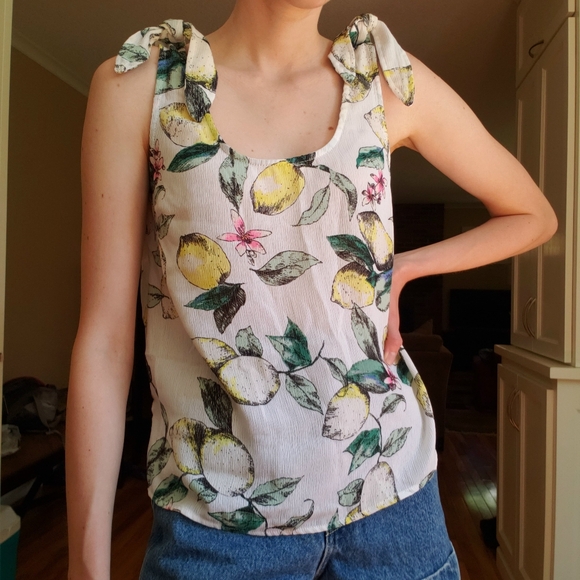Cute Lemon Print Tank Top - Picture 6 of 6